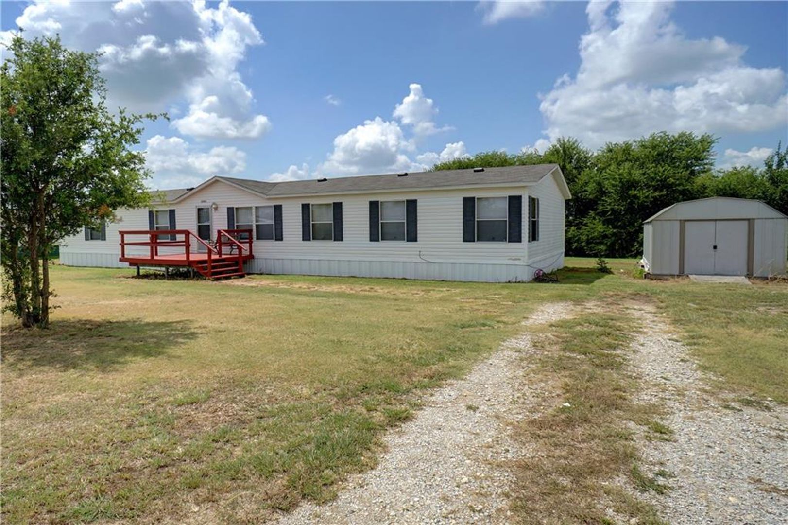 Justin House: 12541 Meadow Green LN