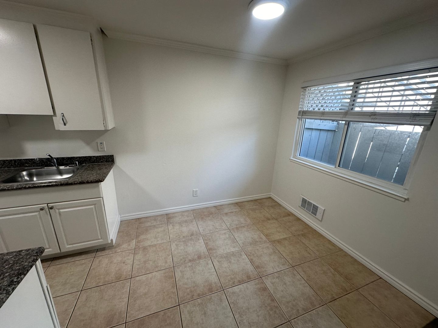 San Rafael Apartment: 300 Merrydale Road
