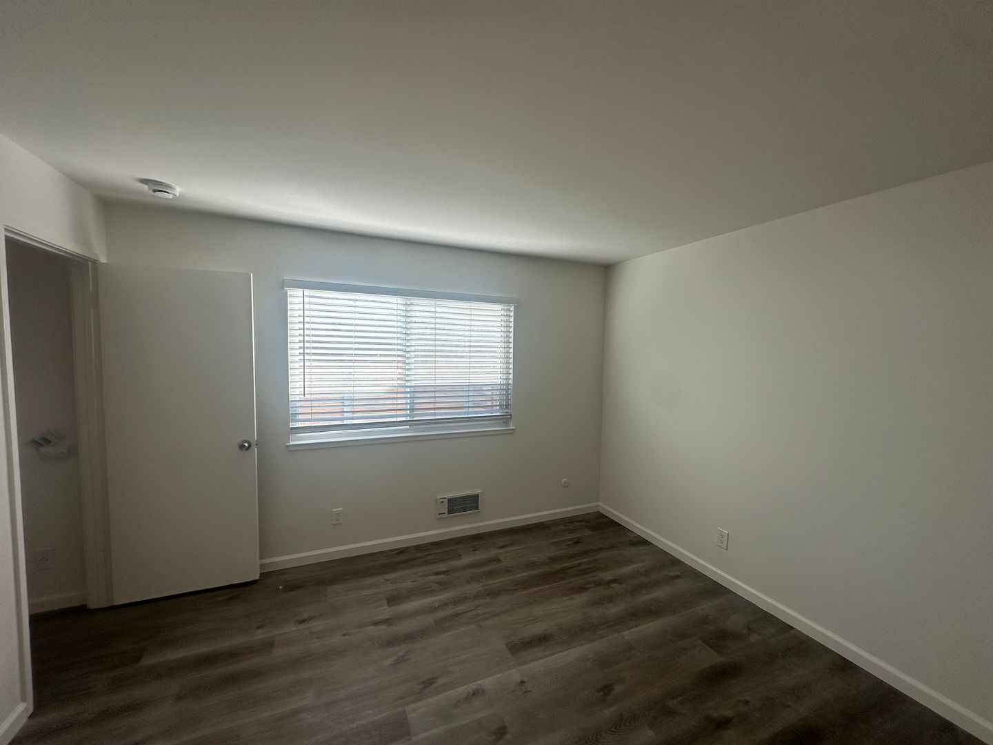 San Rafael Apartment: 300 Merrydale Road