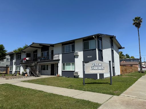Completely Remodeled 2 Bed 1 Bath w/Parking – photo 1