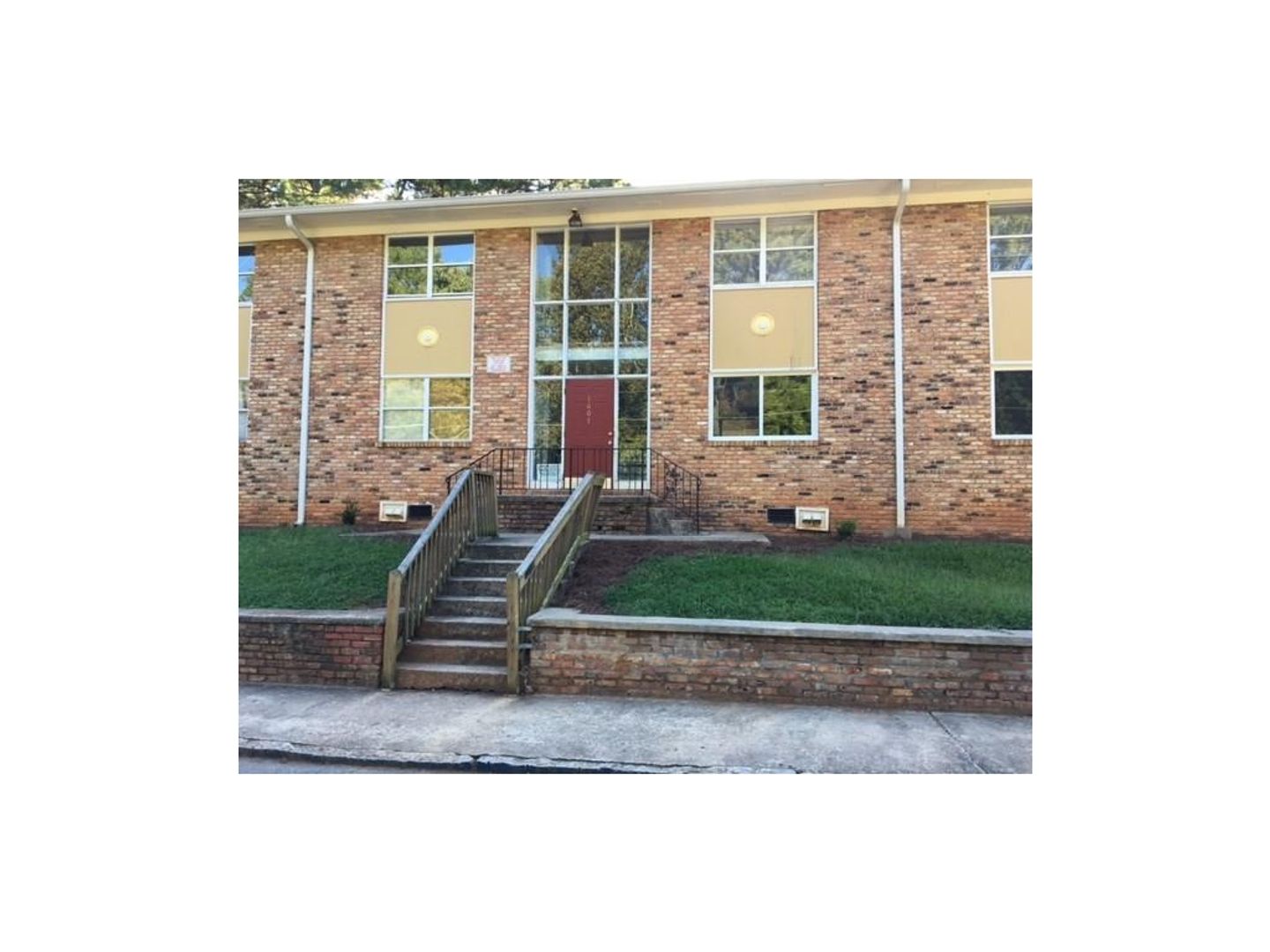 Decatur Apartment: 1607 Line Cir