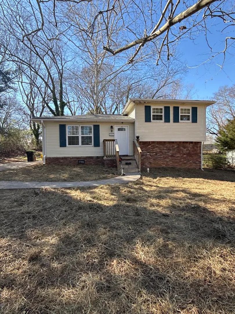 Atlanta House: 5257 Chantilly Terrace