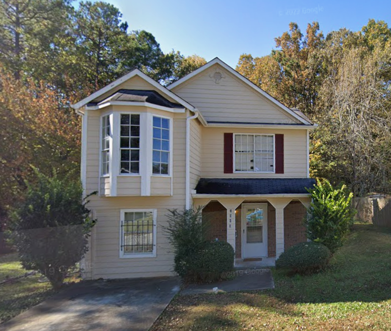 Decatur House: 1995 Glenwood Downs Dr