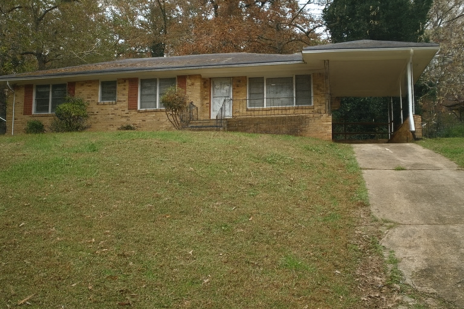 Atlanta House: 2062 Bencal Dr SE