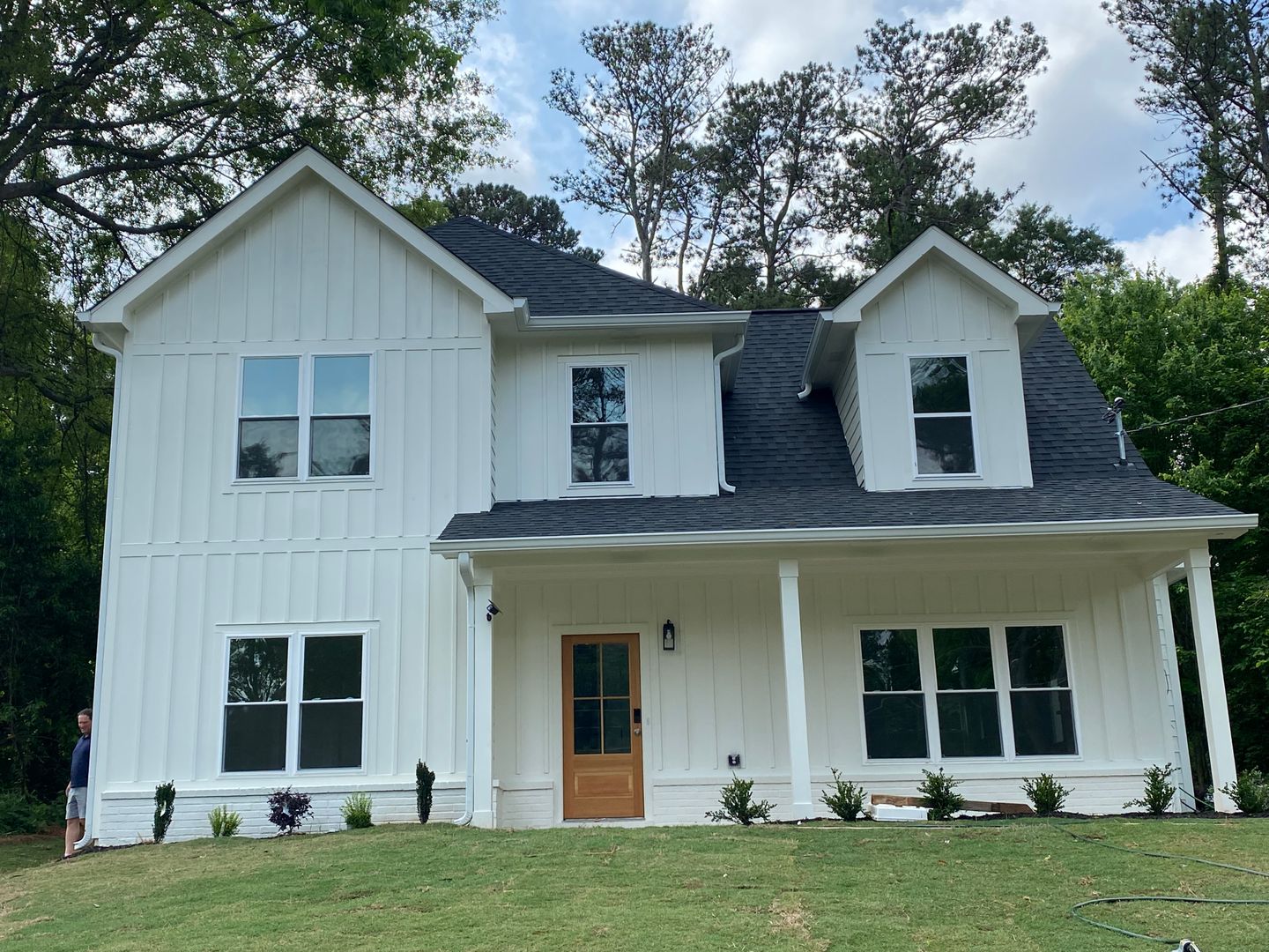 Atlanta House: 2348 Woodcastle Ln SE
