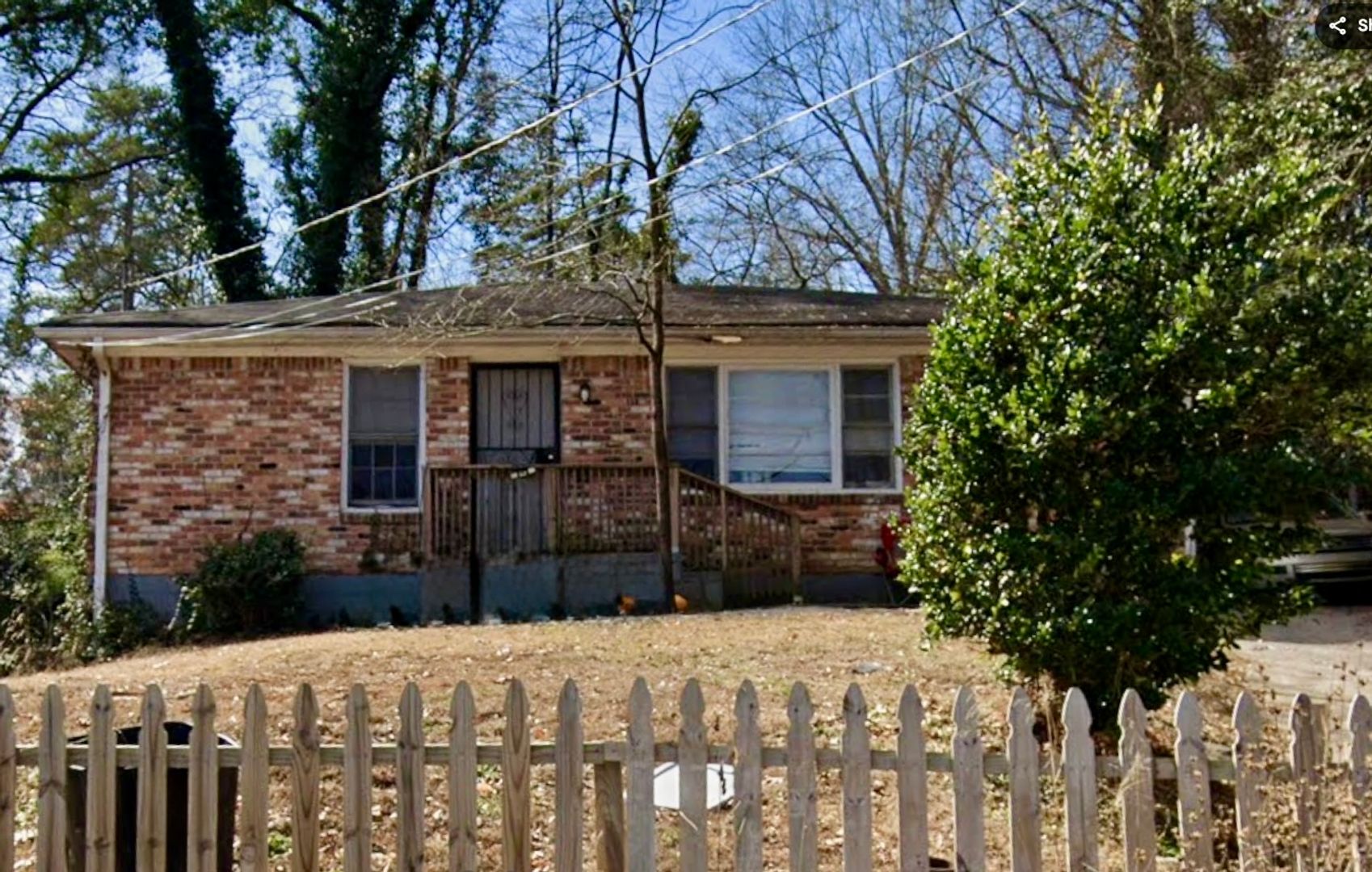 Atlanta House: 118 Victor Circle NW