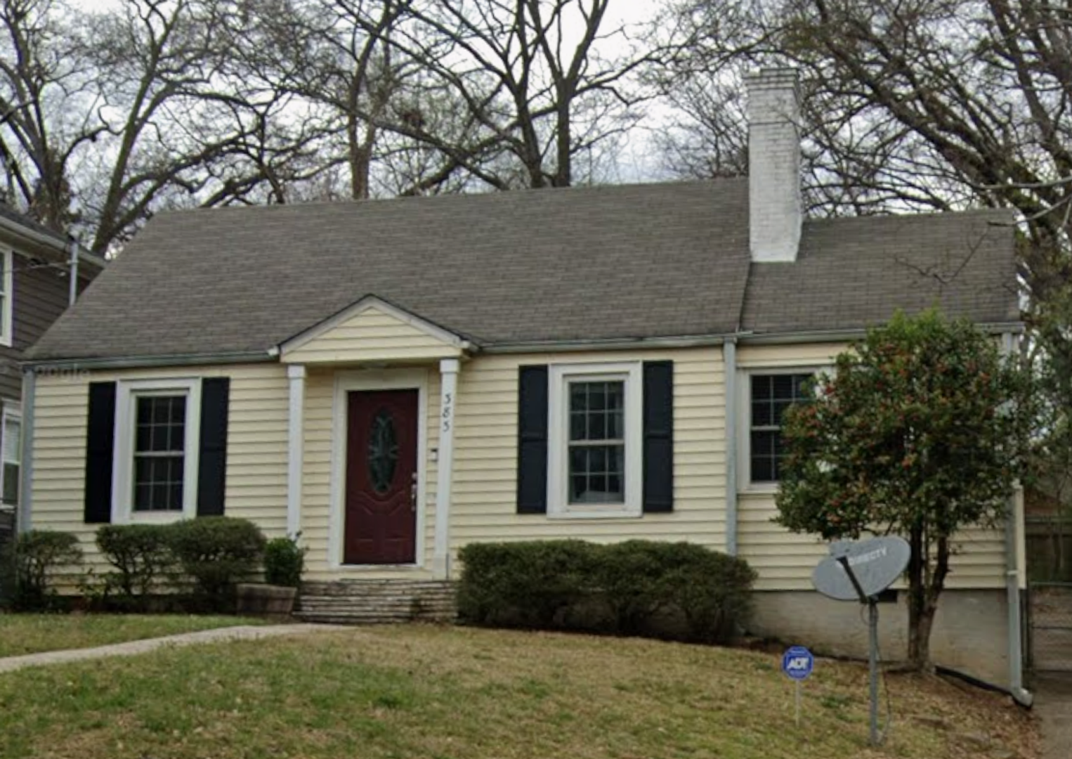 Atlanta House: 383 Deering Rd NW
