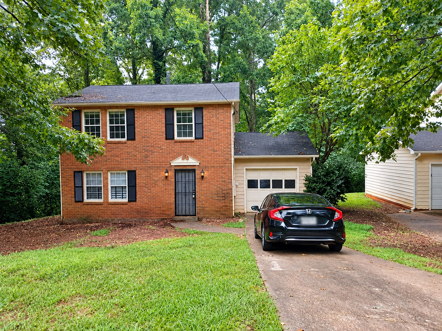 Decatur House: 2185 Clanton Ter