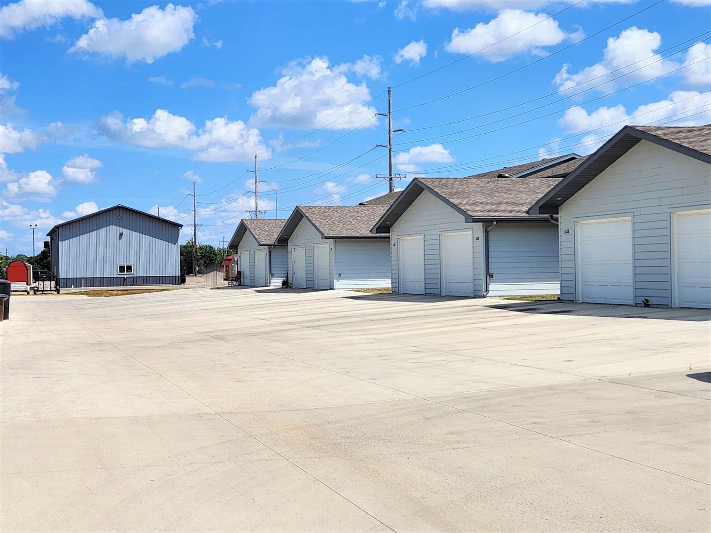 Watertown Townhome: 1112--1178 Scout Dr