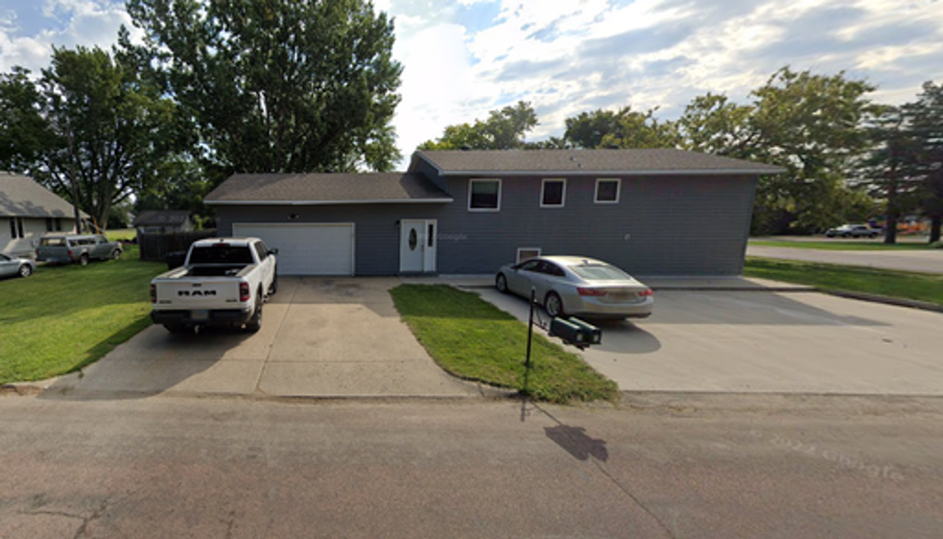 Watertown Apartment: 300 8th St NE