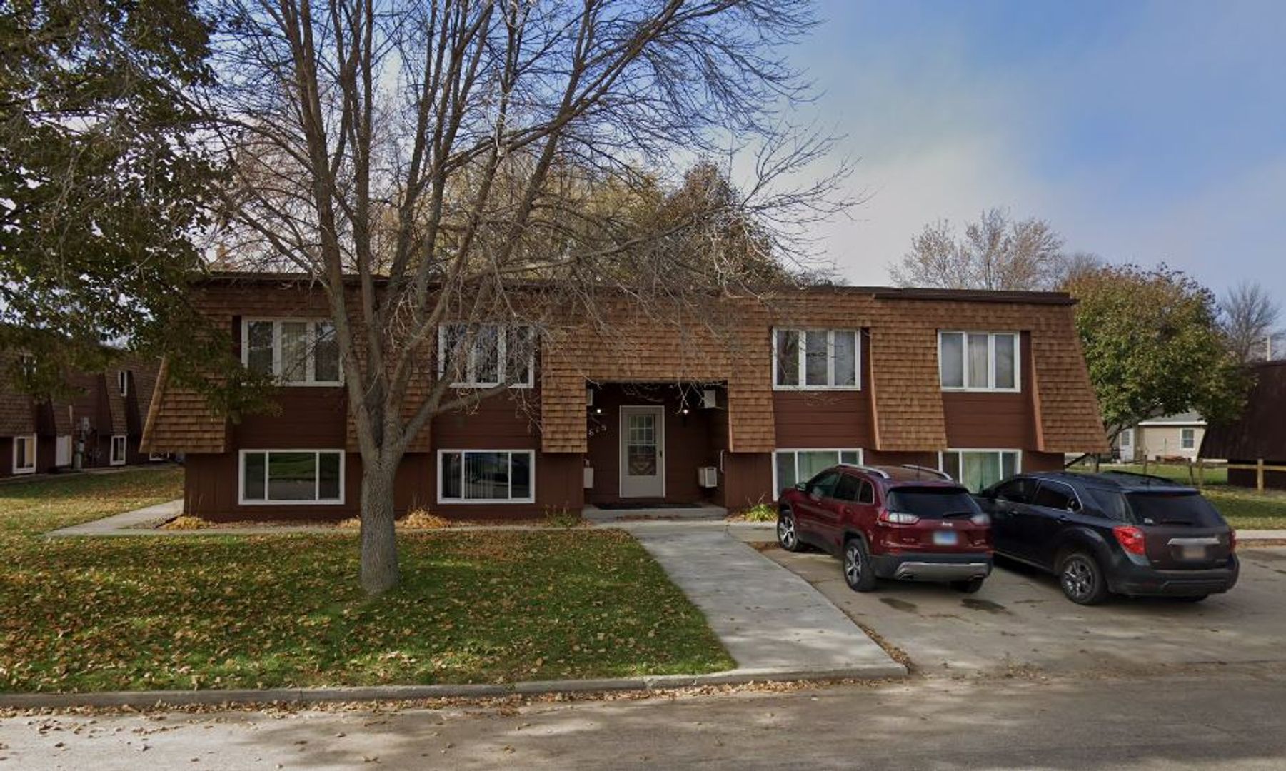 Watertown Apartment: 615 6th St NE