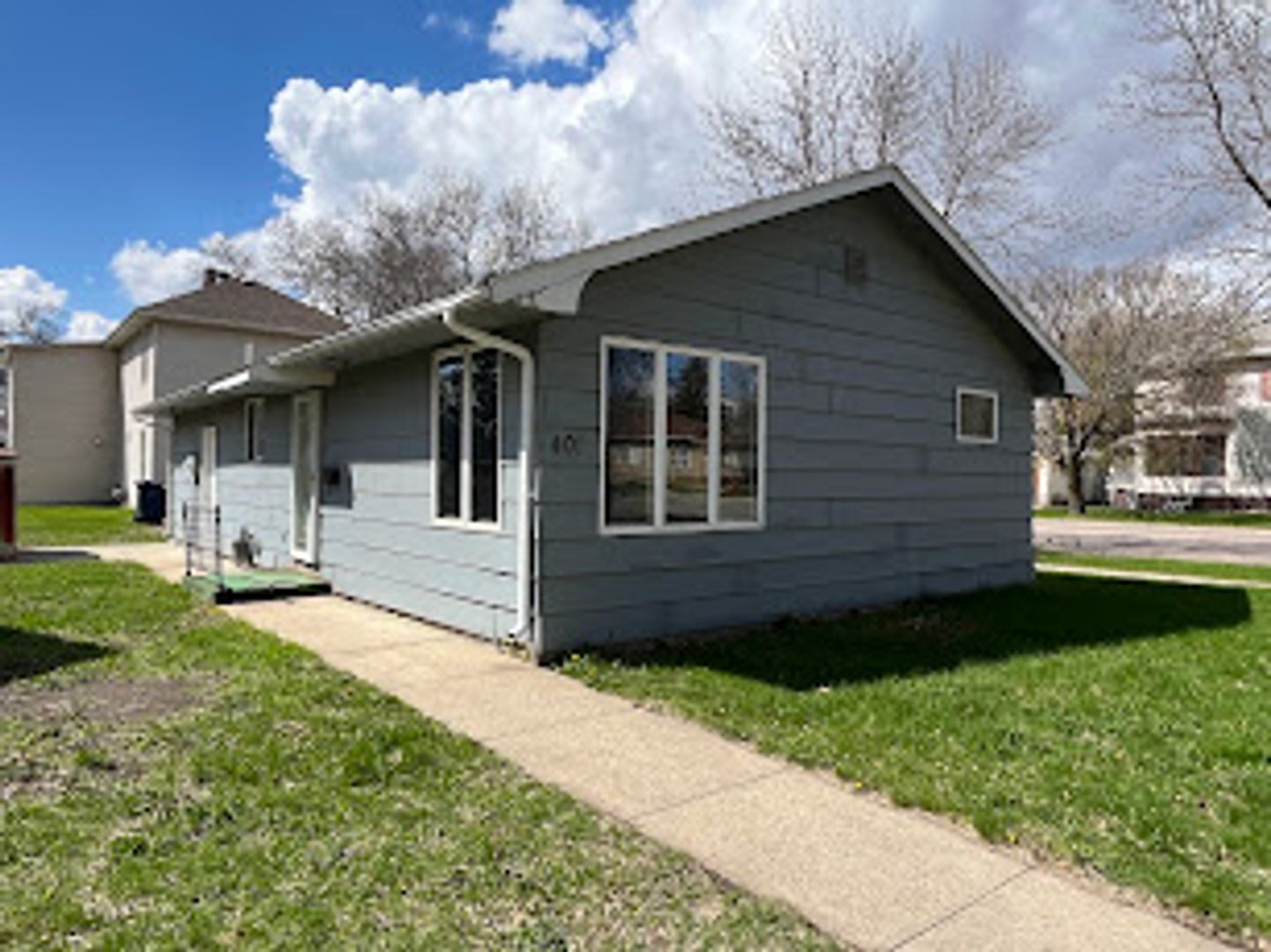 Watertown House: 401 S Maple