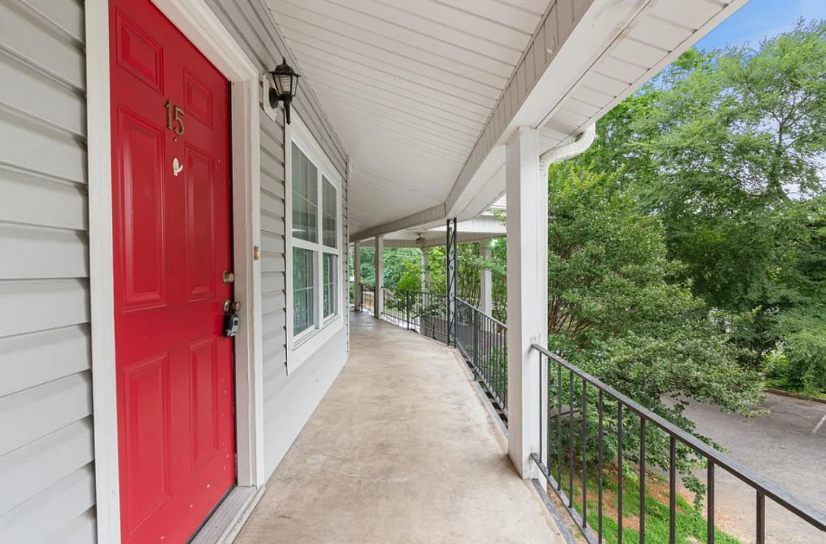 Little Rock Apartment: 24 Oakwood Rd