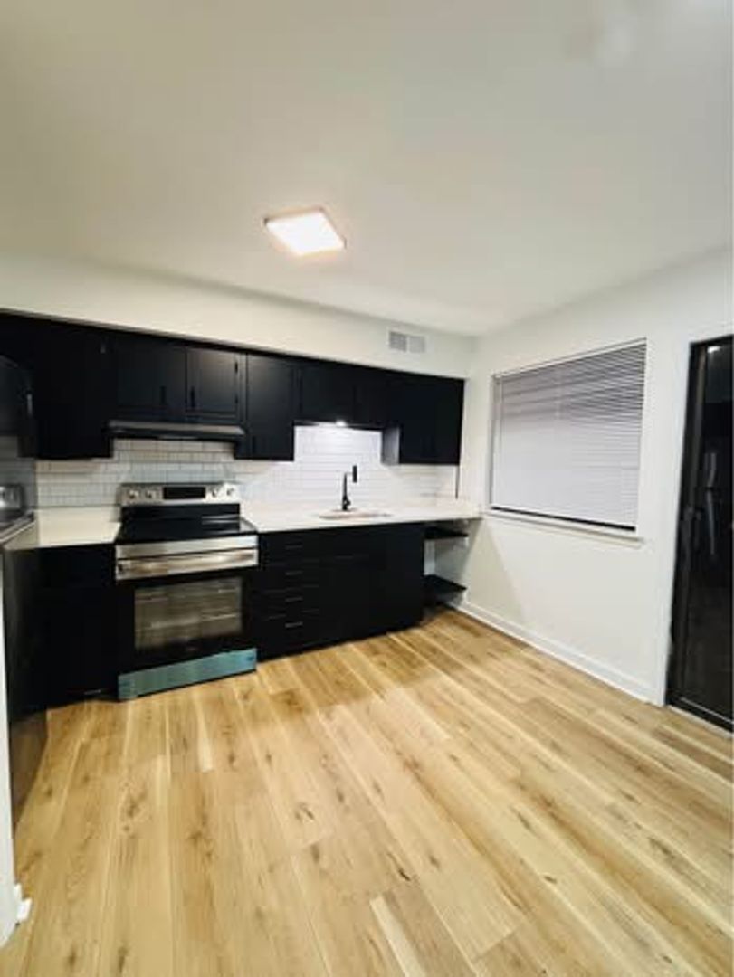 Little Rock Apartment: 8700 Dreher Lane