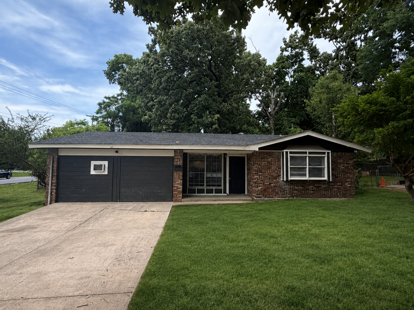NORTH LITTLE ROCK House: 1940 ARROWHEAD ROAD