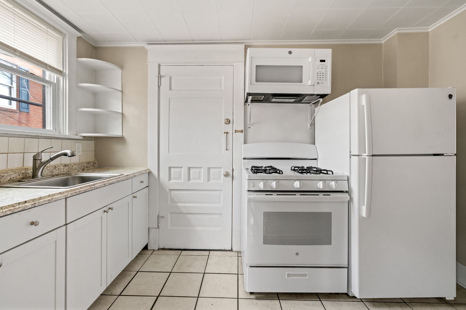 Ambridge Apartment: 282 9th Street