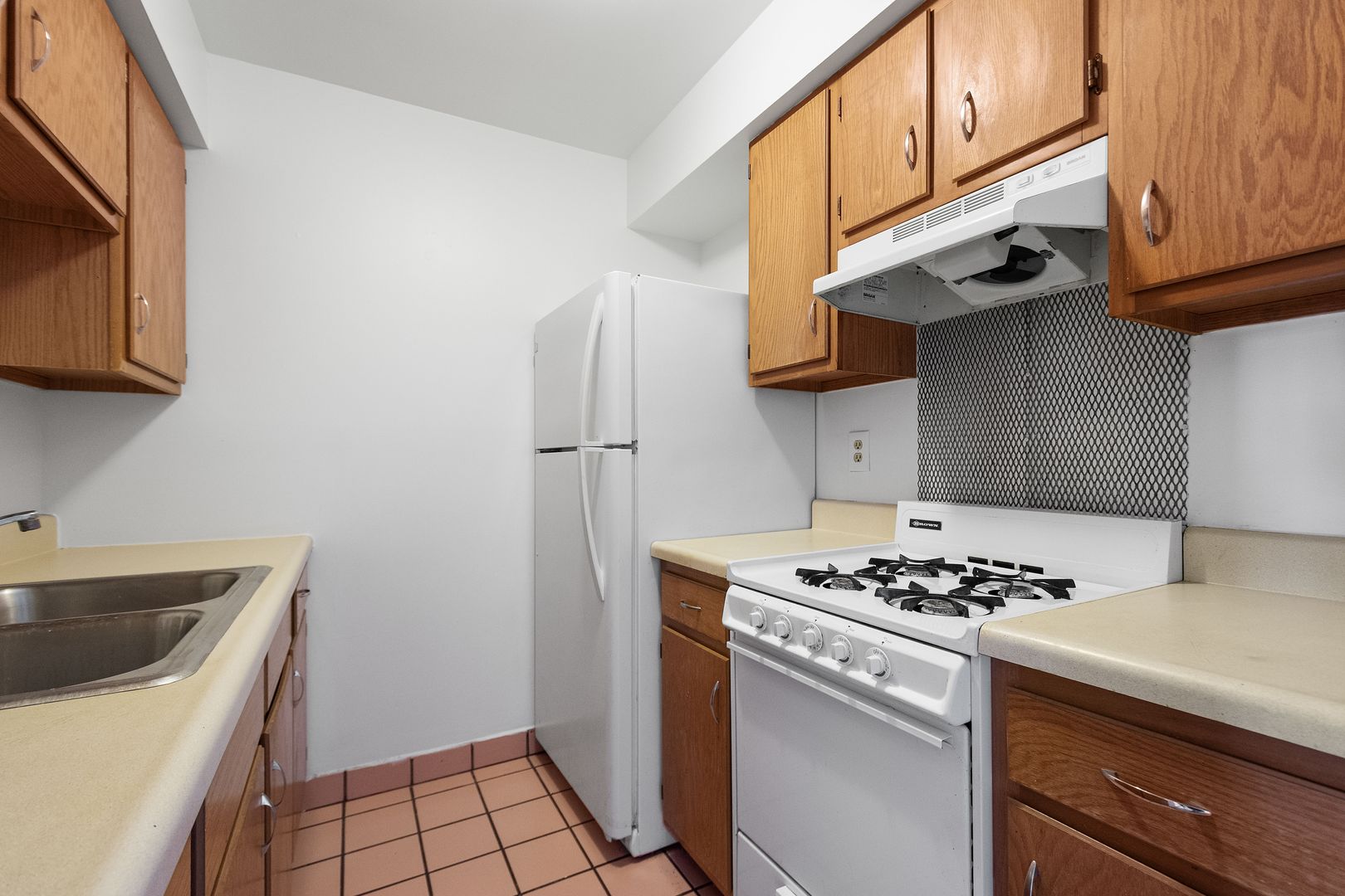 McKees Rocks Apartment: 136 Shingiss Street