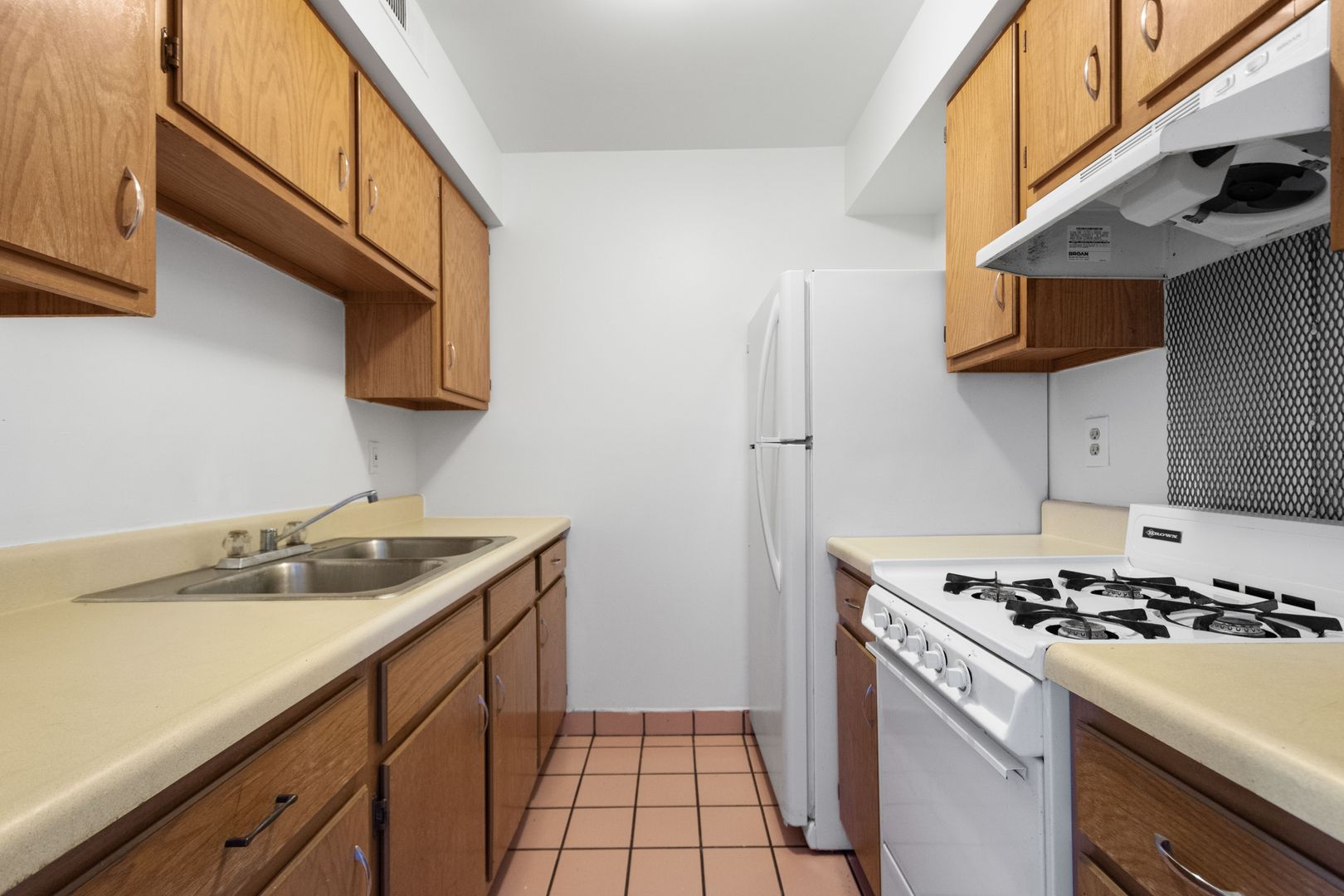 McKees Rocks Apartment: 136 Shingiss Street