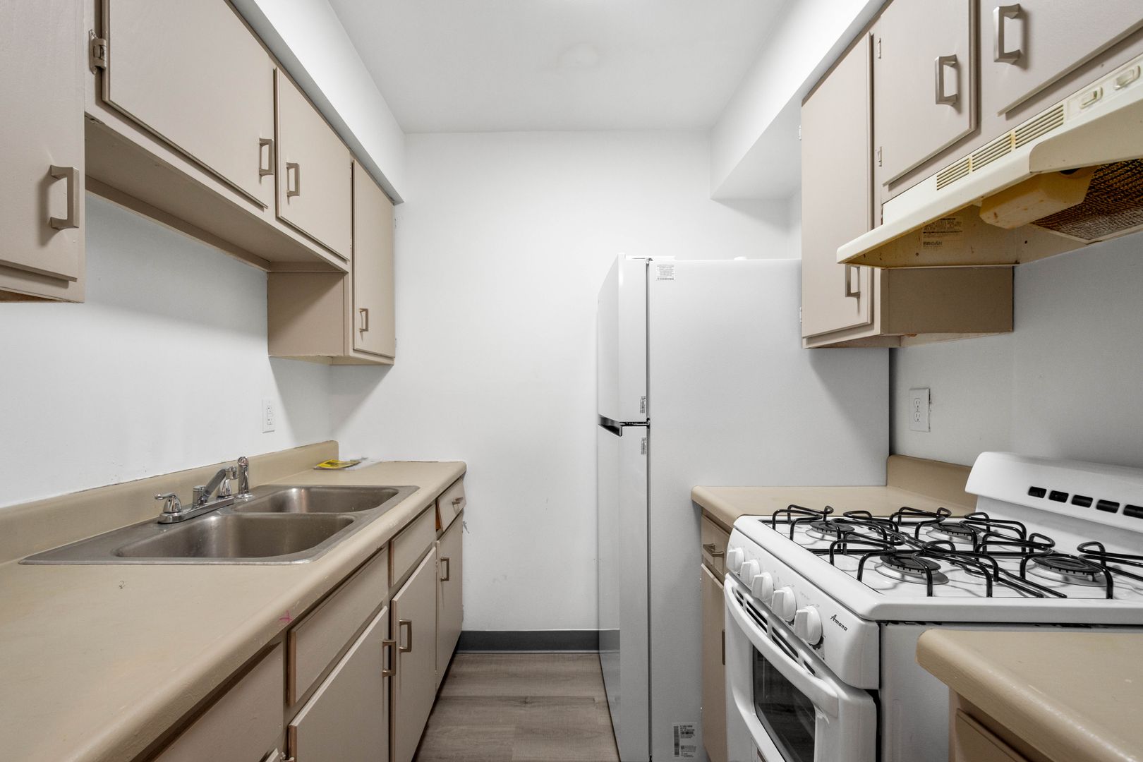 McKees Rocks Apartment: 136 Shingiss Street