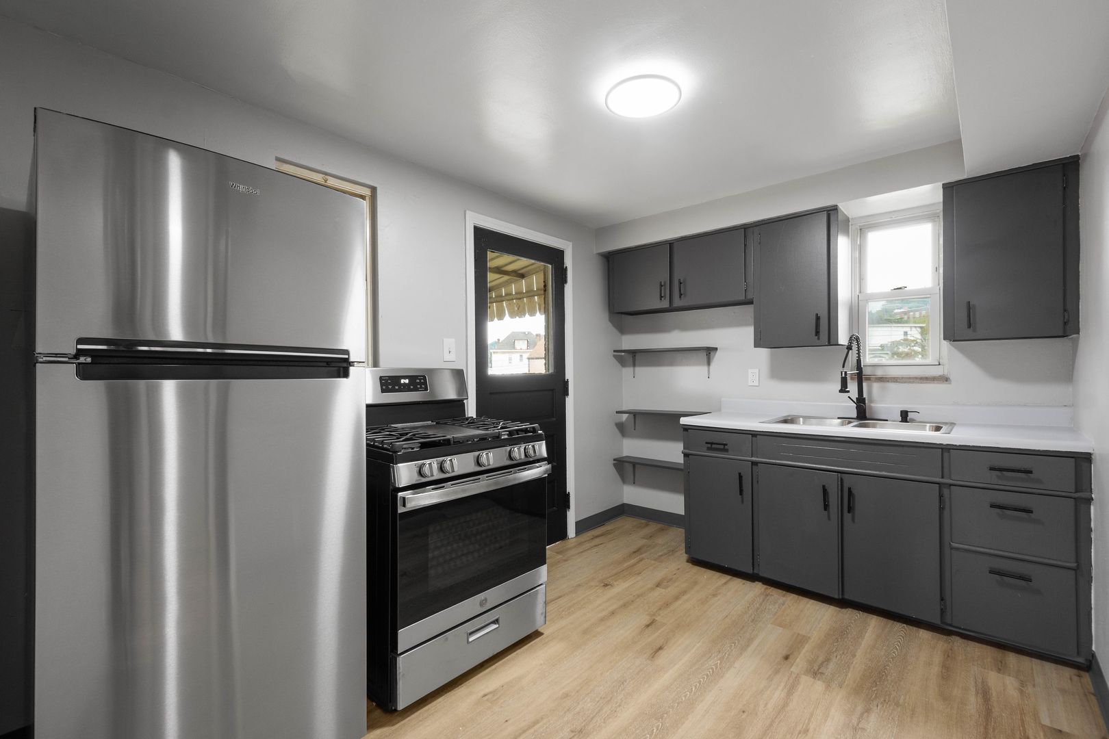 McKees Rocks House: 1020 2nd Street