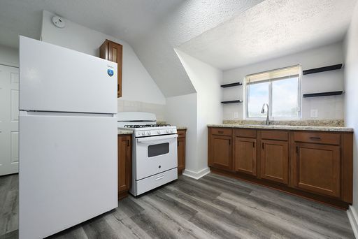 Beautiful 1 bedroom home in McKees Rocks available now!