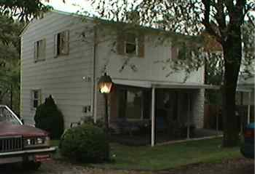 Stunning 3 bed / 1 bath in McKees Rocks!!!