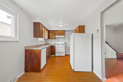 Gorgeous 2 bedroom home in Baldwin available October 1! – photo 1