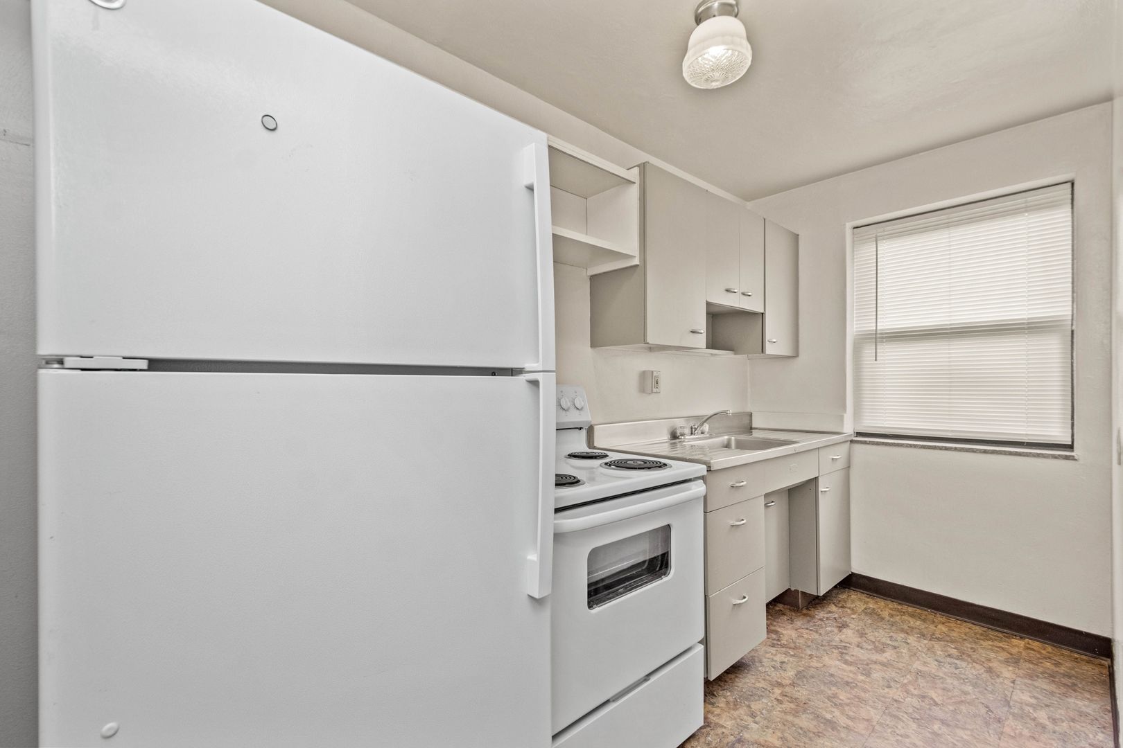 Pittsburgh Apartment: 2117 Brownsville Road