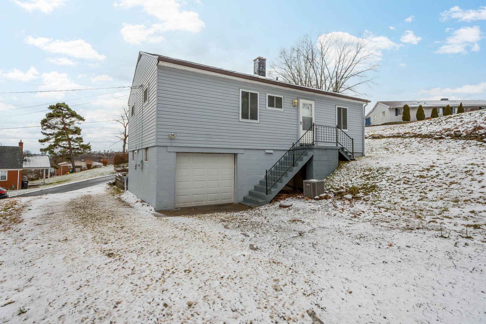 10821 Bellview Drive, North Huntingdon, PA 15642