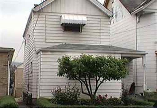 1355 5th Ave - 133 5th Ave Coraopolis - House