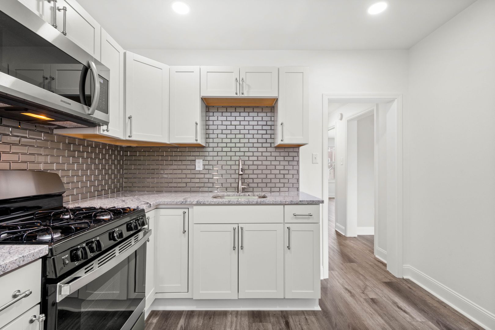 Pittsburgh Apartment: 1681 Suburban Avenue