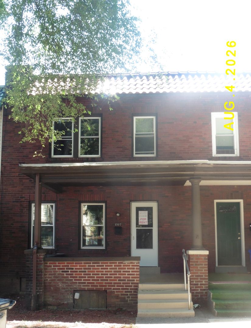 HARRISBURG House: 1527 CATHERINE ST