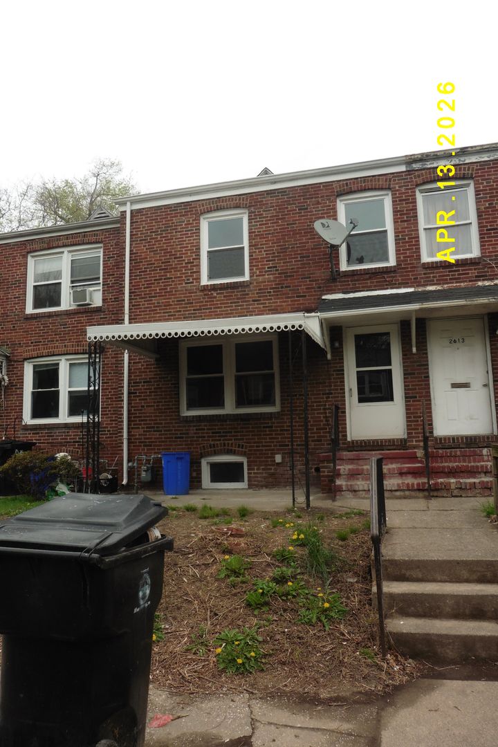 HARRISBURG House: 2615 WALDO