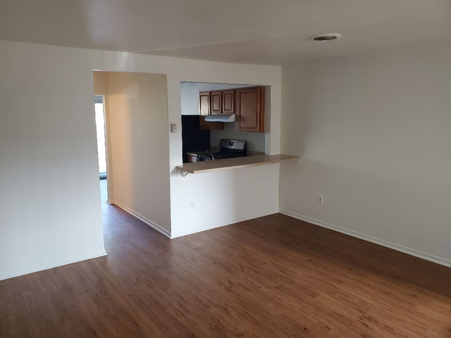 Spring Valley Apartment: 9146-9160 Kenwood Drive