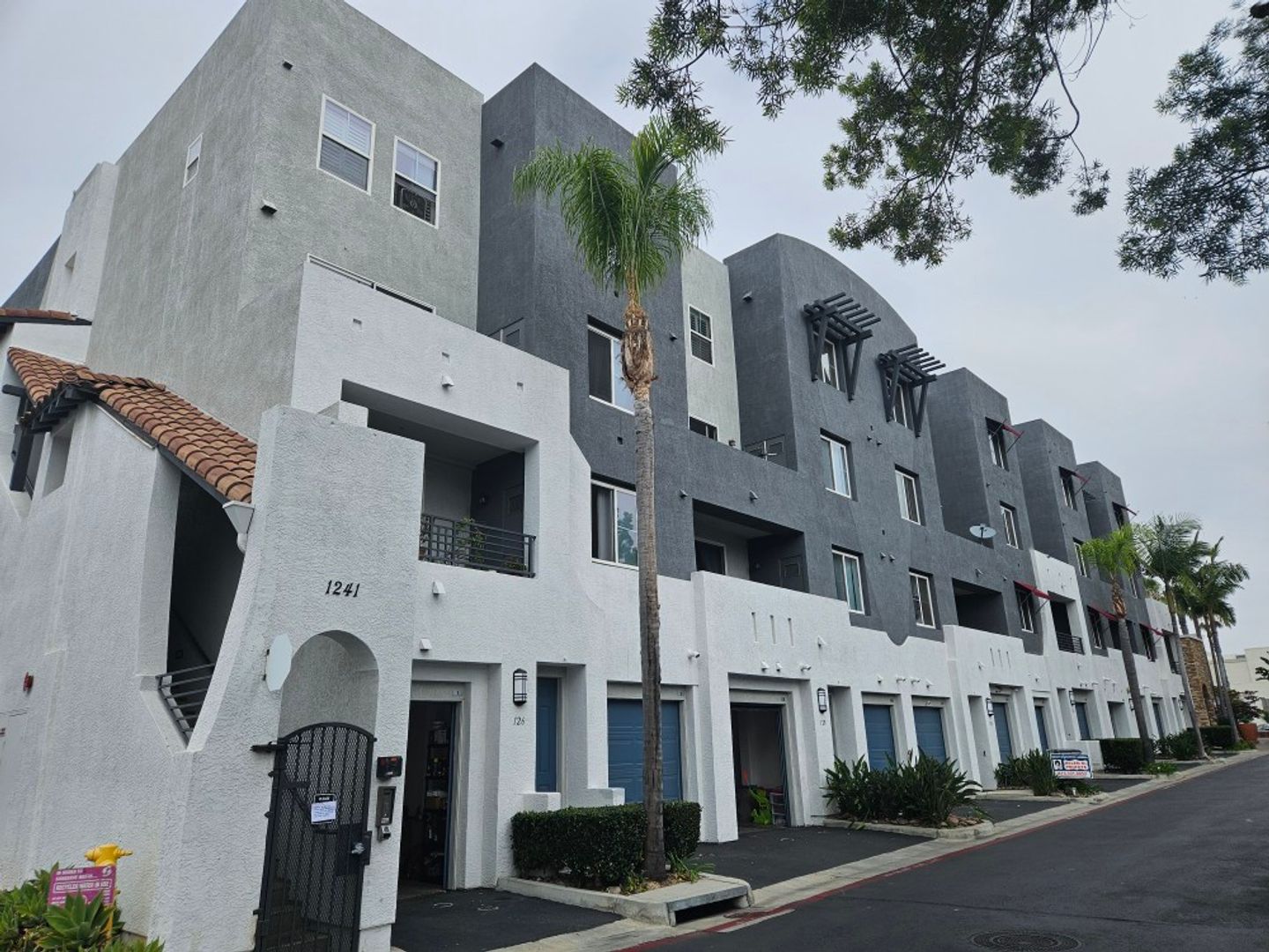 Chula Vista Condo: 1241 Santa Cora Ave. #332