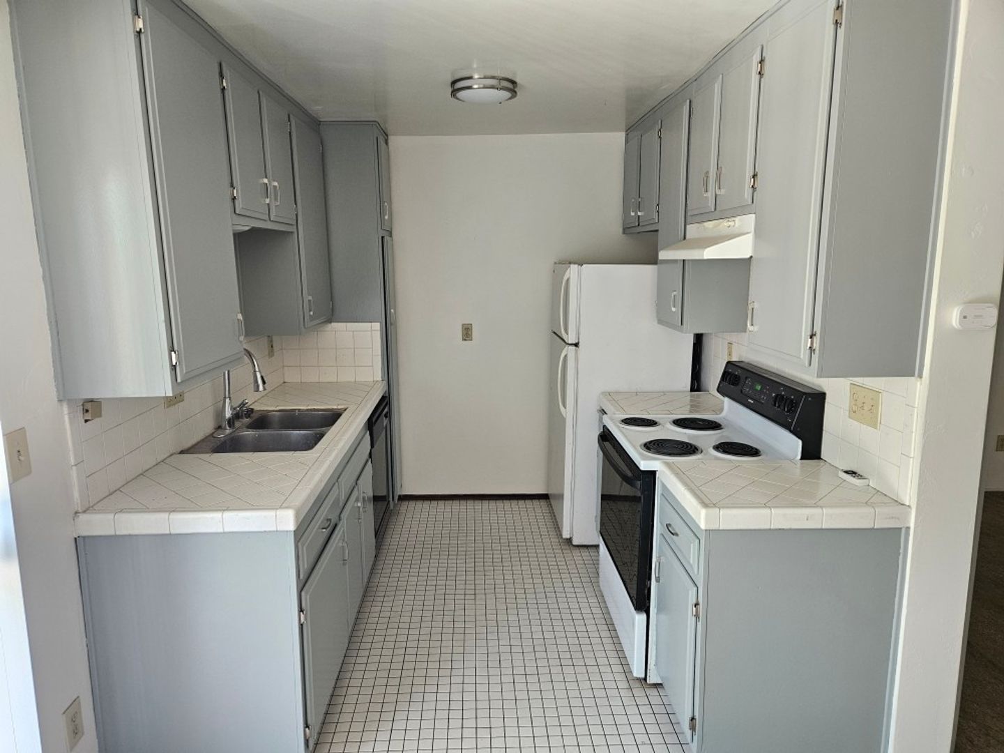 San Diego Apartment: 4218 47th Street