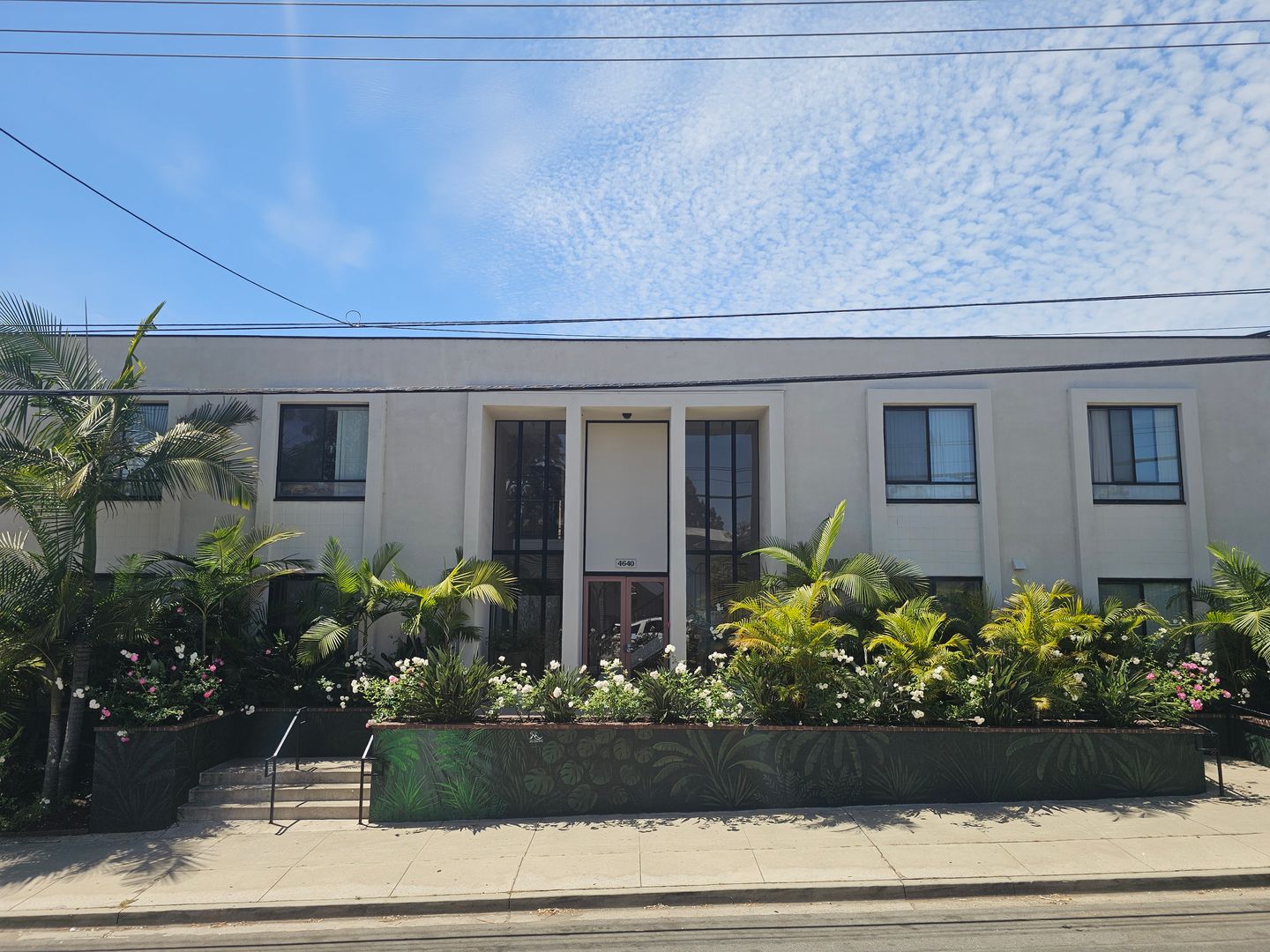 San Diego Apartment: 4640 Jewell Street