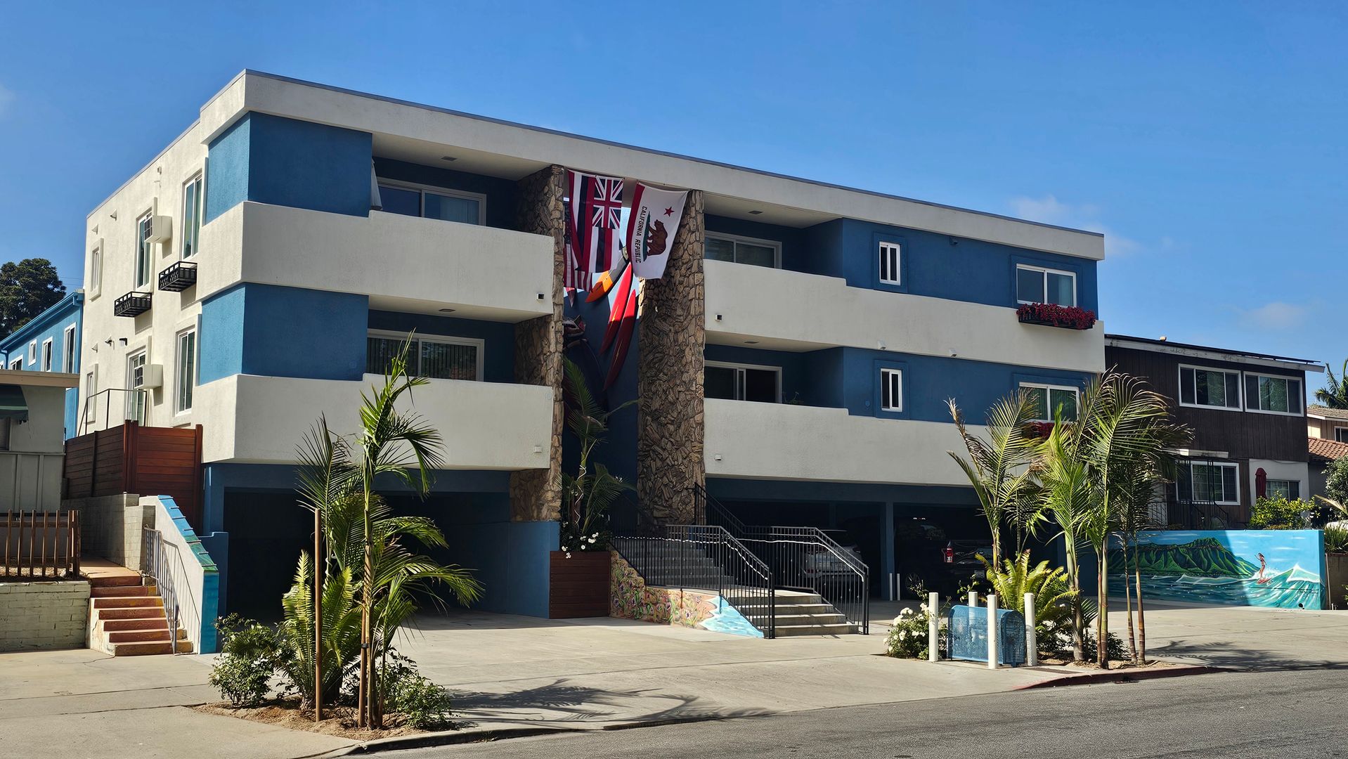 San Diego Apartment: 1790 Diamond St