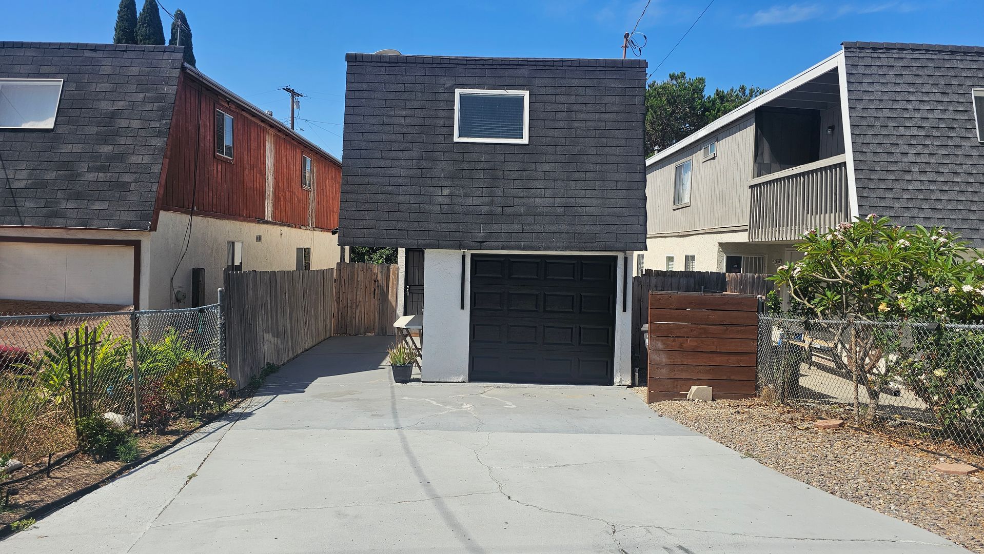 Spring Valley House: 9667 Saint George St