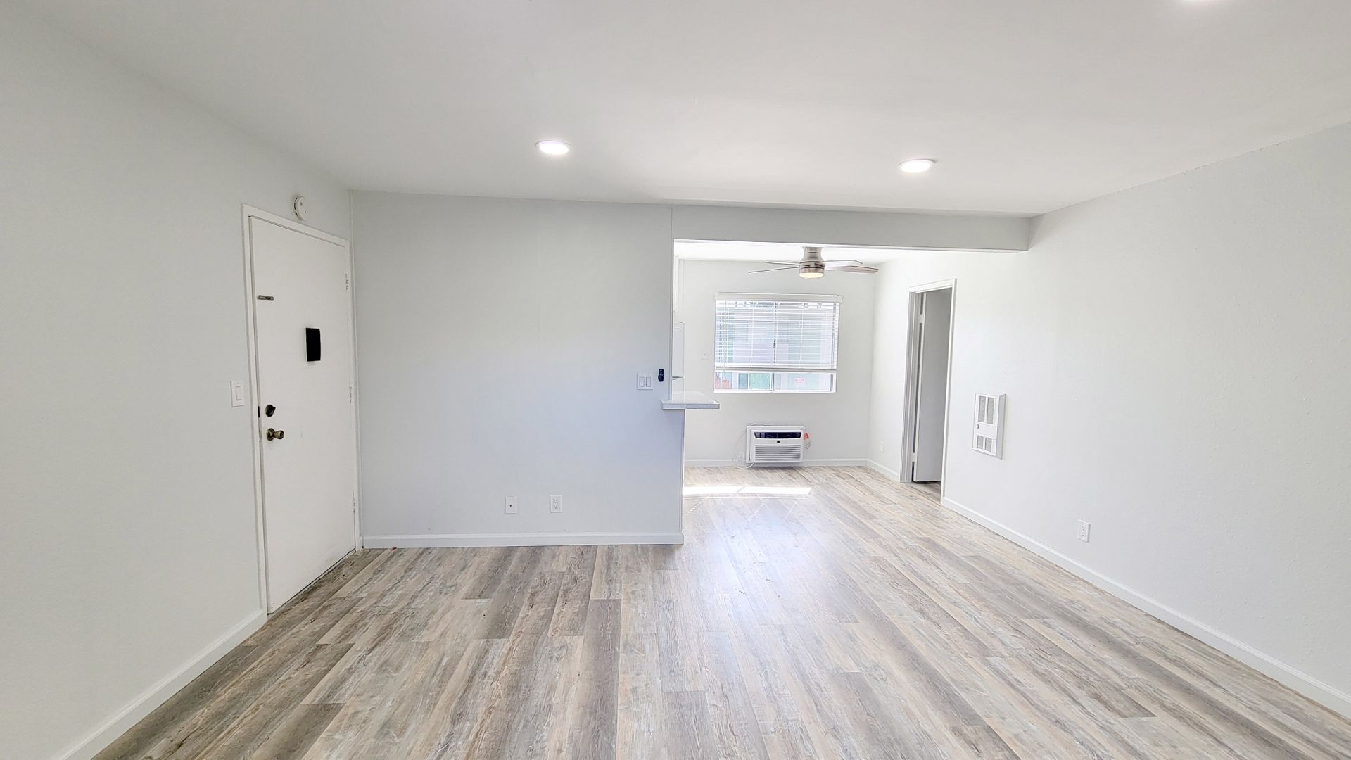 El Cajon Apartment: 1018 E Lexington Avenue