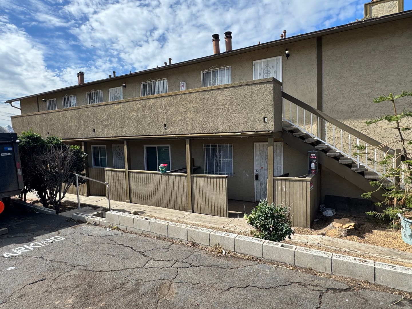 Spring Valley Apartment: 760 Grand Ave