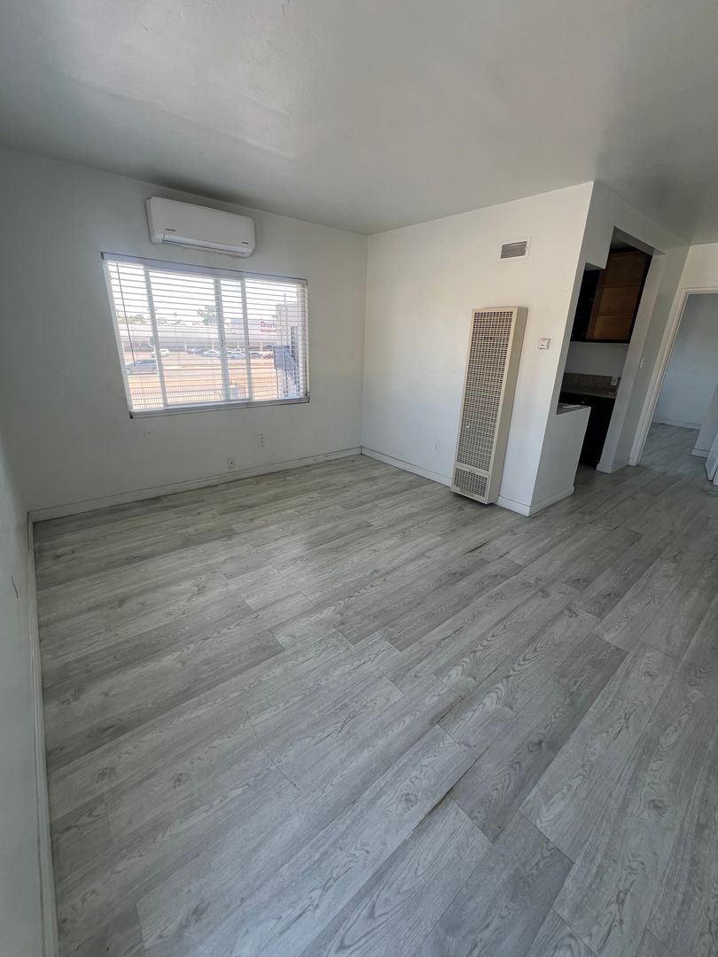 San Diego Apartment: 5502-8 University Ave