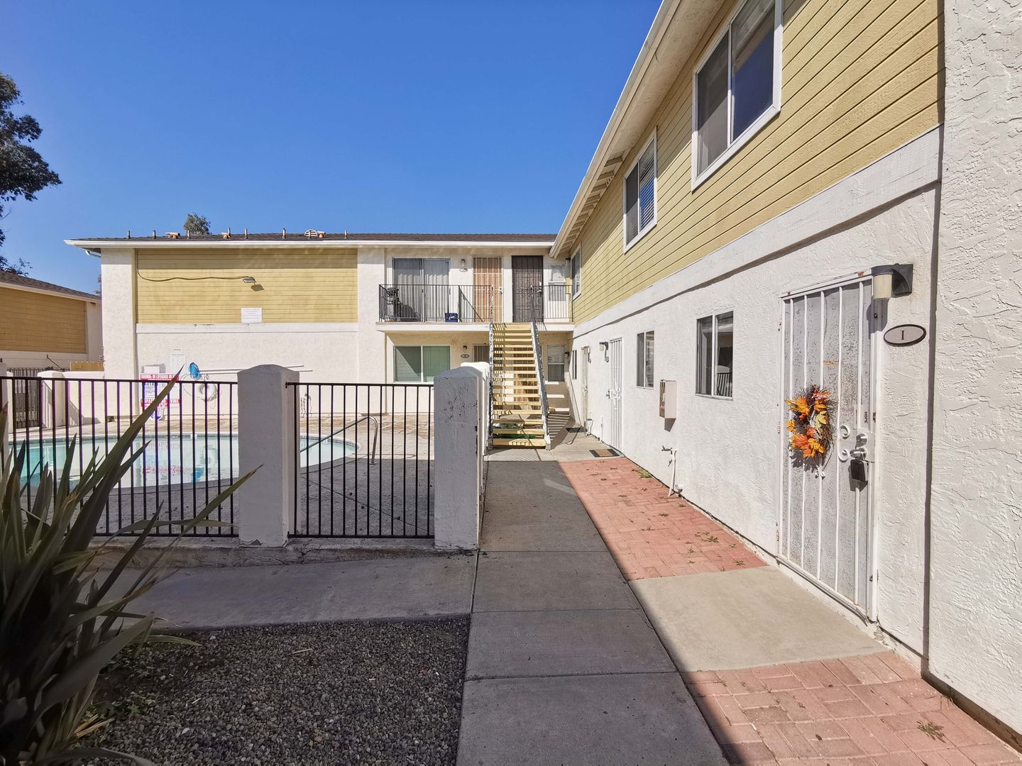 SPRING VALLEY Townhome: 9220 KENWOOD DR