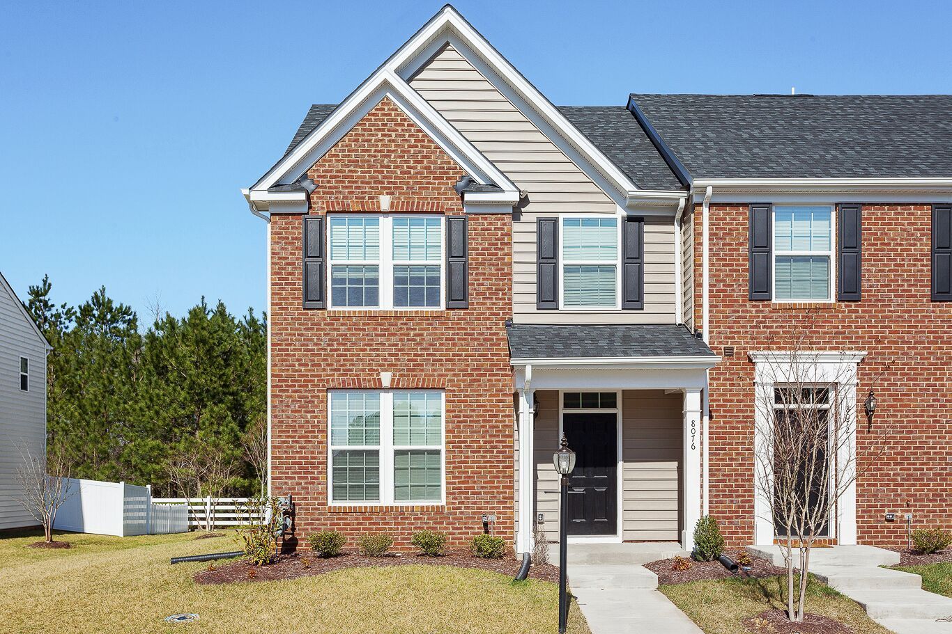 Mechanicsville House: 8076 Creekside Village Drive