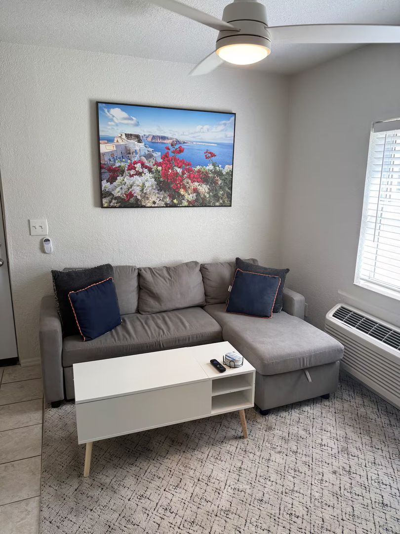 Jacksonville Beach Apartment: 114 6th Avenue South