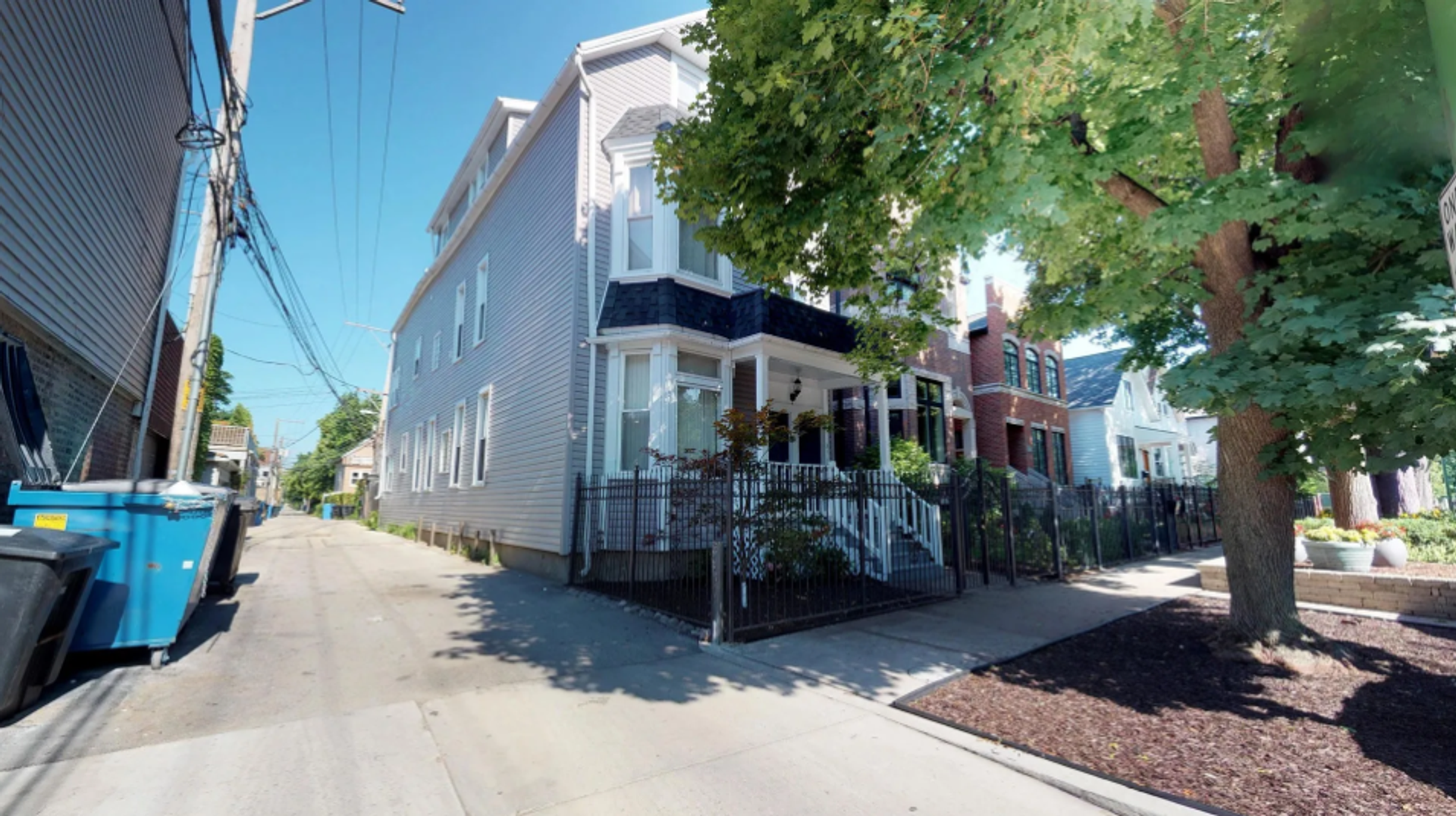 Chicago Apartment: 3414 N Seeley Ave