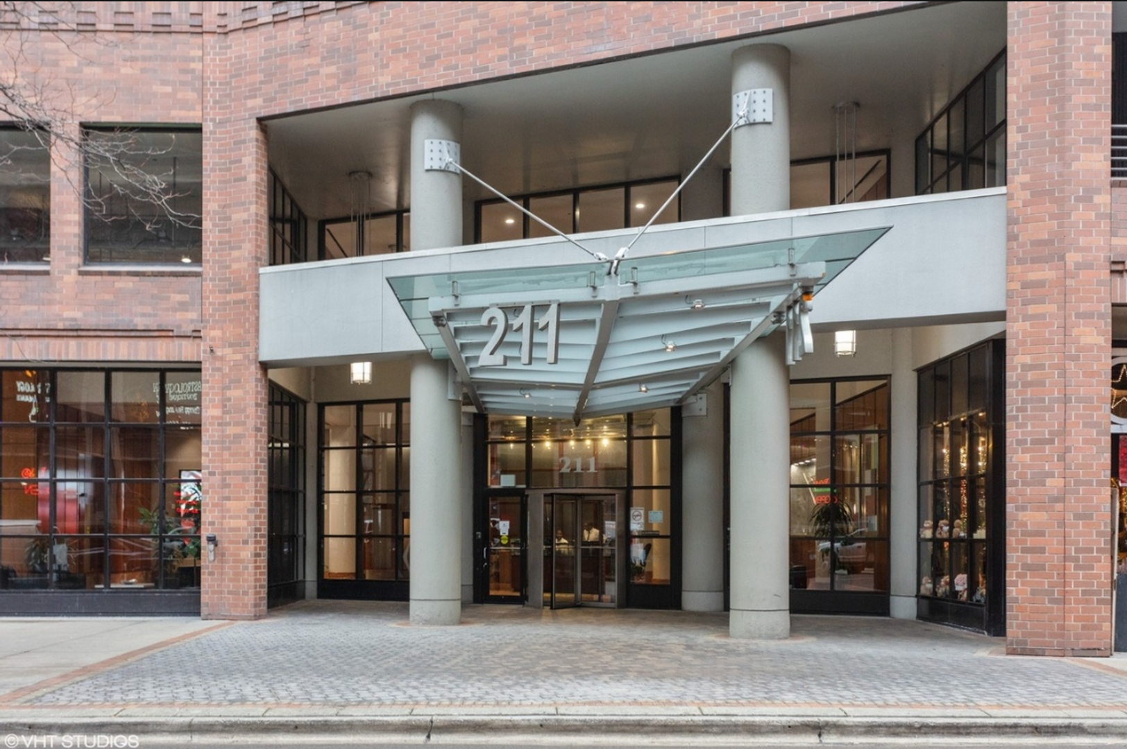 Chicago Condo: 211 E Ohio #917