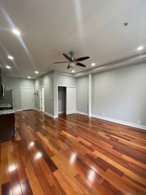 Awesome Large Studio in Fishtown! W/D. 10/5. – photo 1