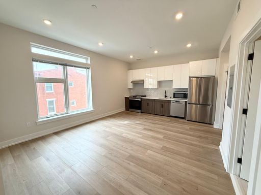 2 Bedroom Rental – 720 W Thompson St - Two Bedrooms, Philadelphia 19122