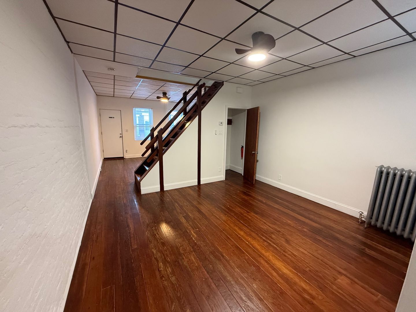 Philadelphia House: 2106 E Lippincott